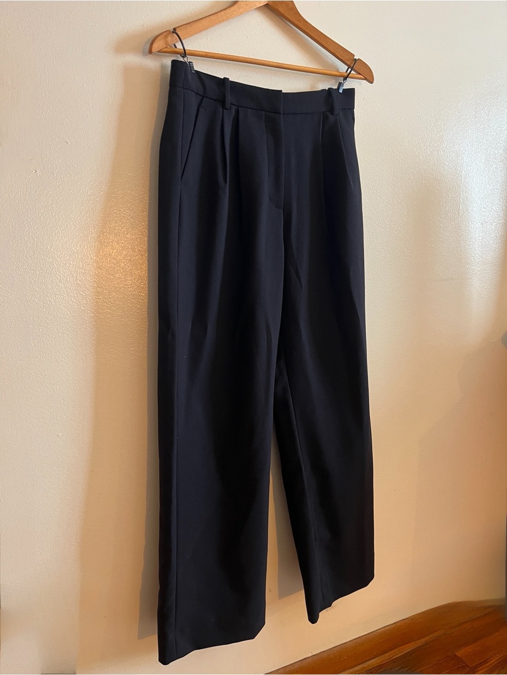 Abercrombie & Fitch Black High-Waist Dress Pants